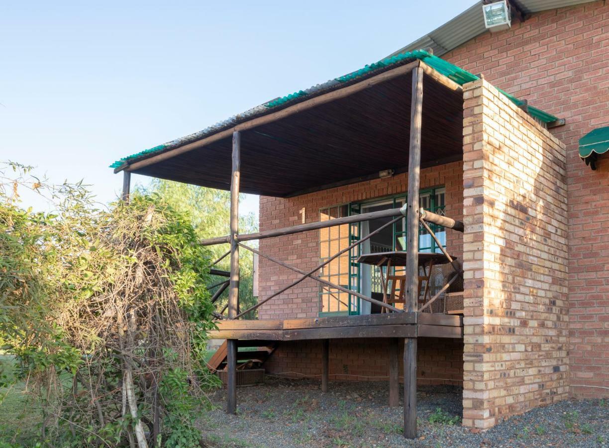 Olive Tree Farm Bed & Breakfast Magaliesburg Exterior photo